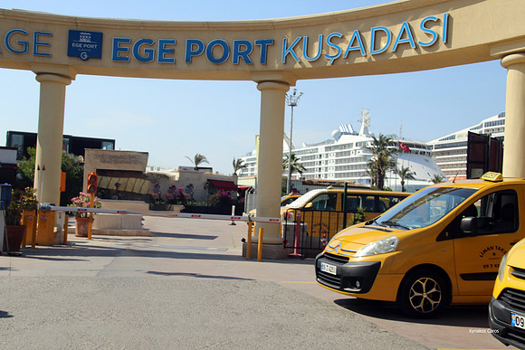 10-1H2A6946 KOUSADASI